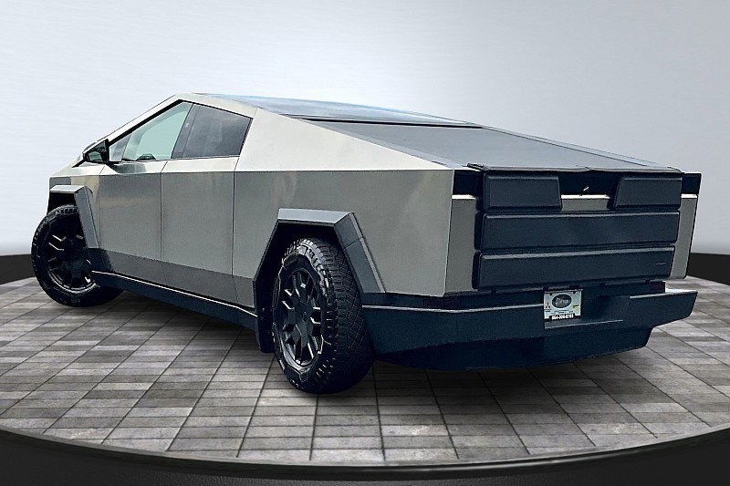 Used 2024 Tesla Cybertruck Cyberbeast image 13