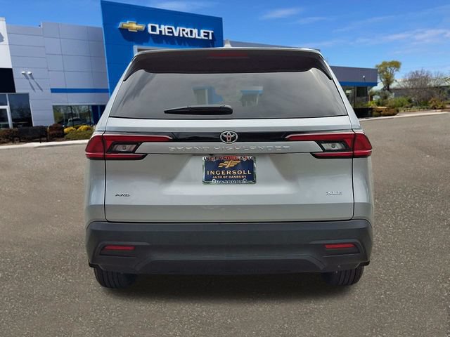 Used 2025 Toyota Grand Highlander AWD image 23