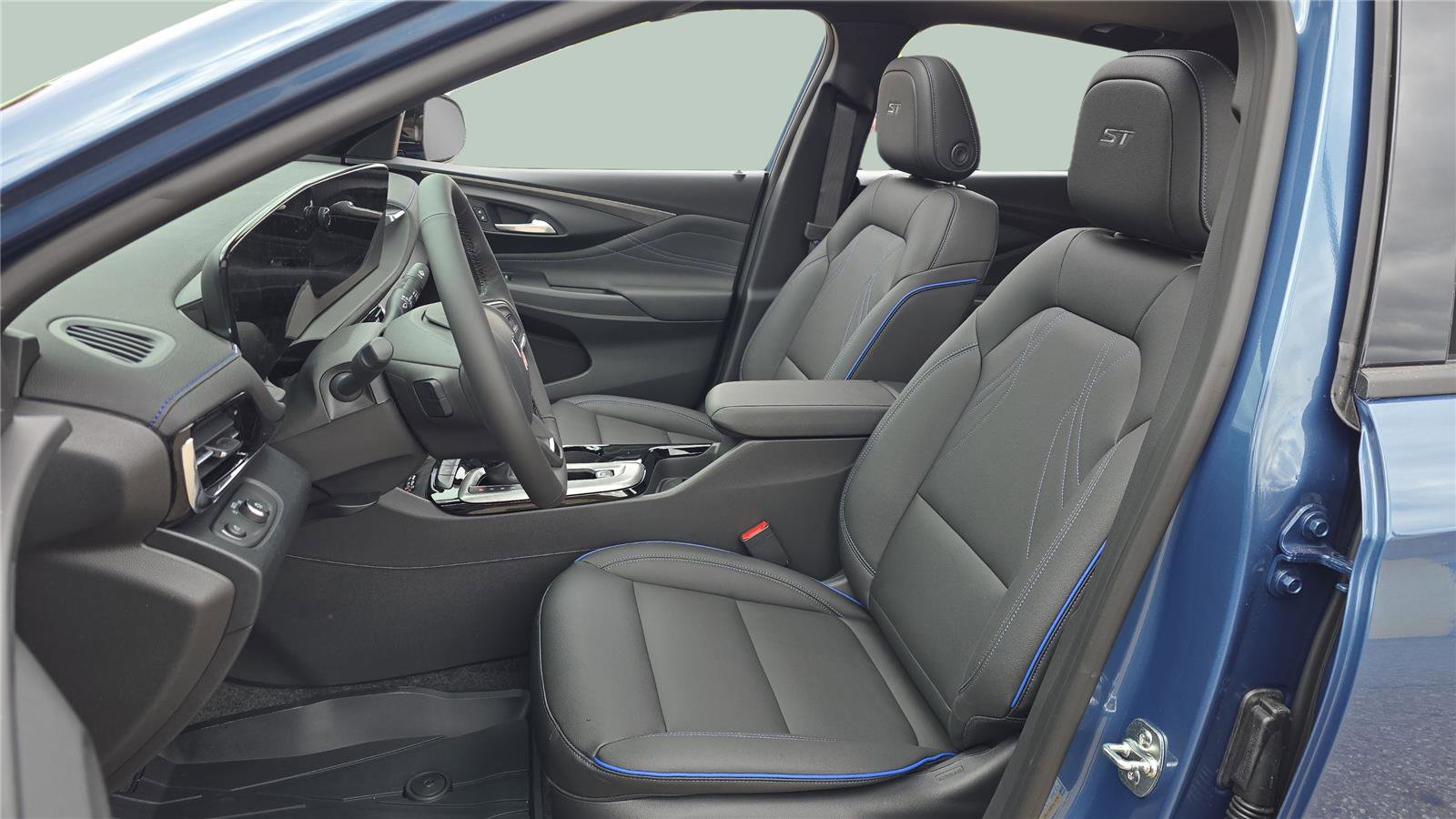 Used 2025 Buick Envista Sport Touring w/ Convenience I Package image 11