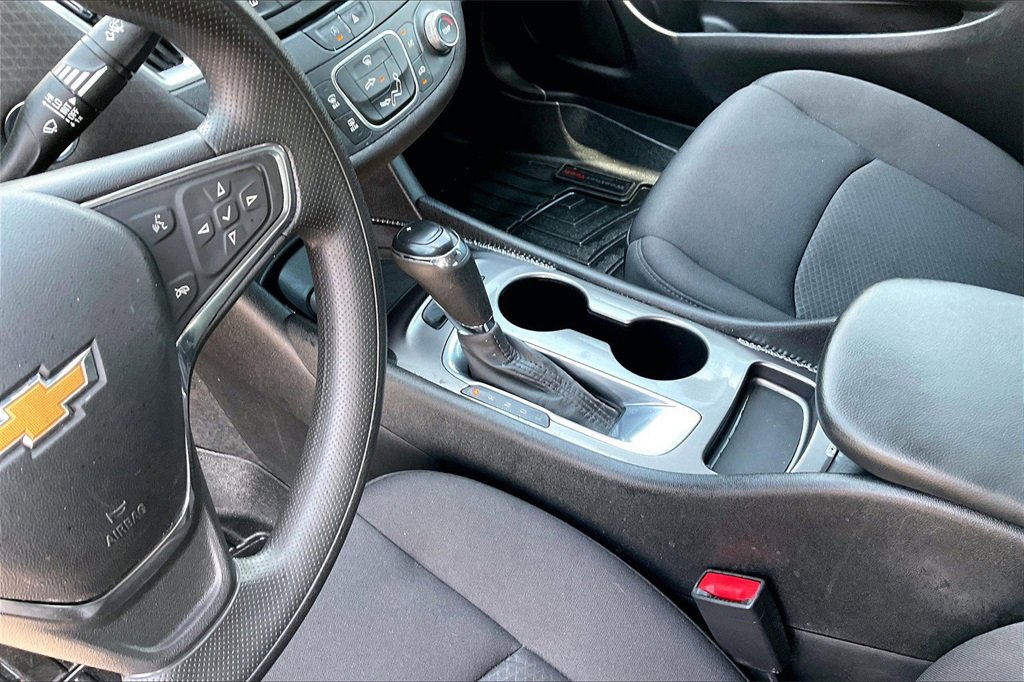 Used 2020 Chevrolet Malibu LS image 15