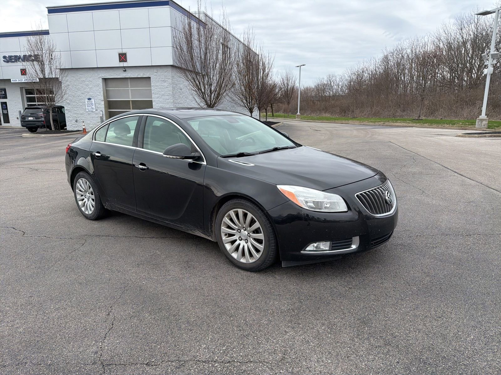 Used 2013 Buick Regal Premium image 9