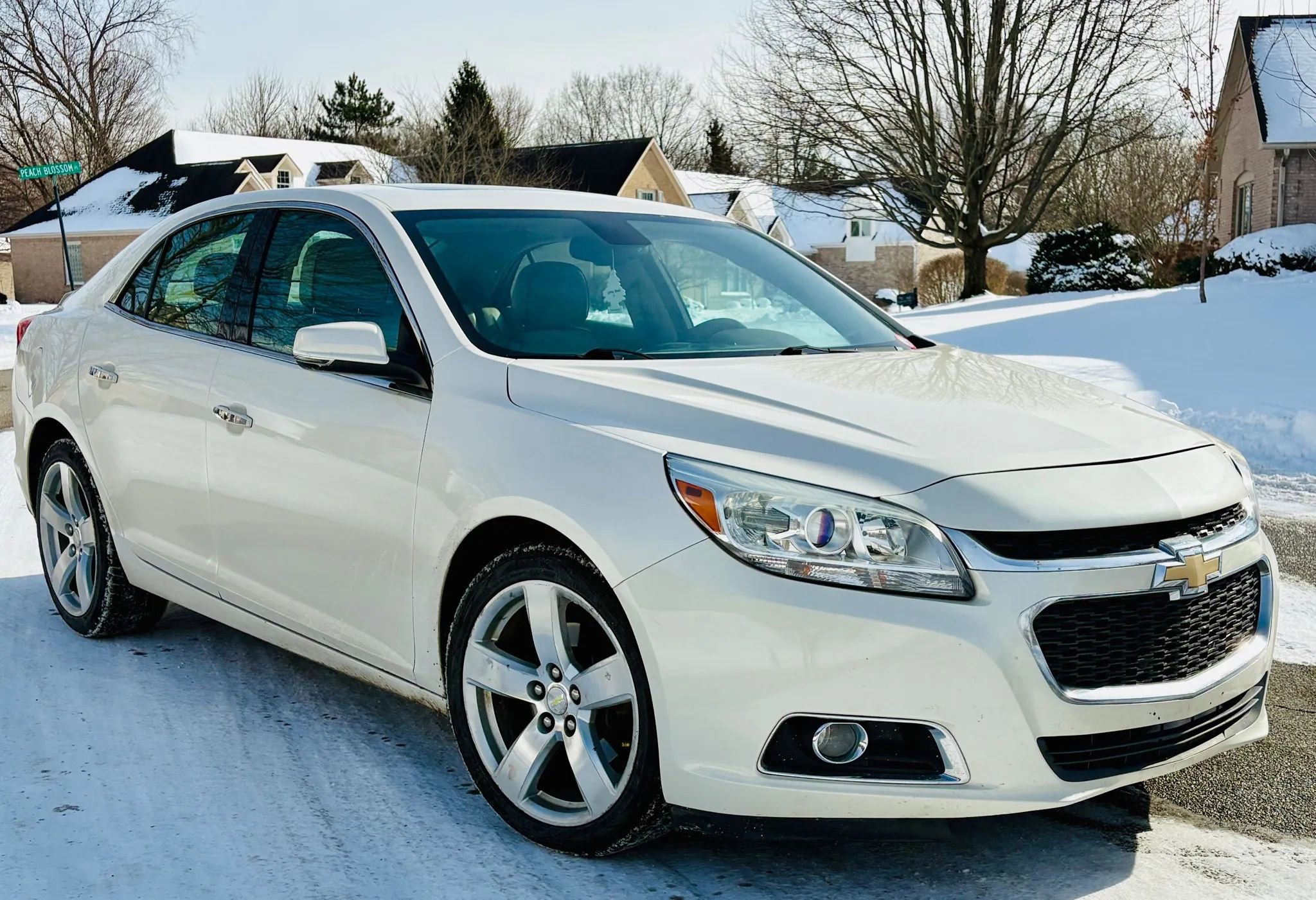 Used 2014 Chevrolet Malibu LTZ image 1