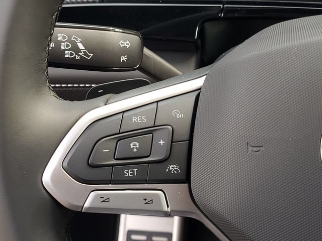 New 2026 Volkswagen Atlas Cross Sport SEL R-Line AWD/4WD image 21