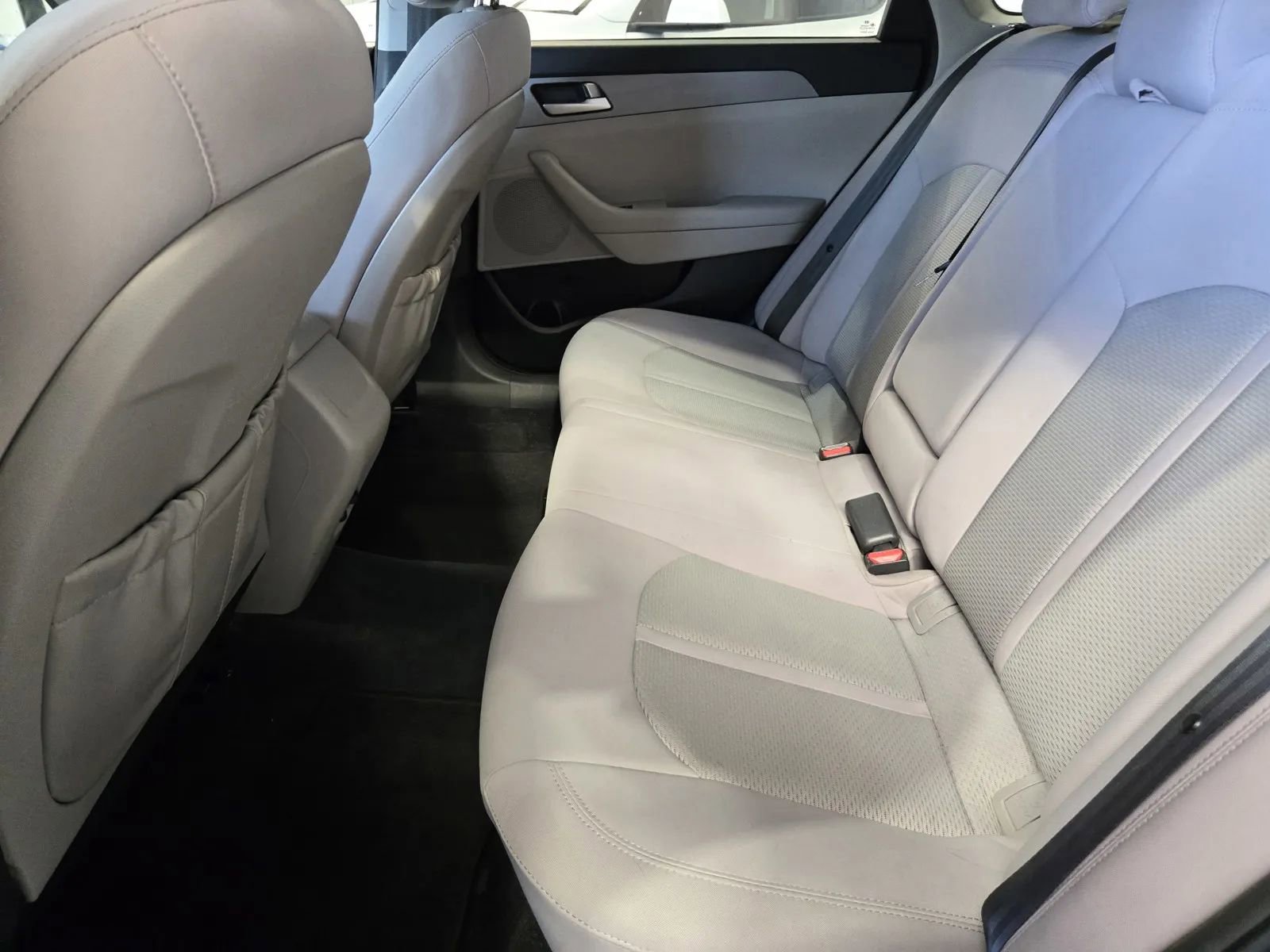 Used 2016 Hyundai Sonata SE FWD image 12