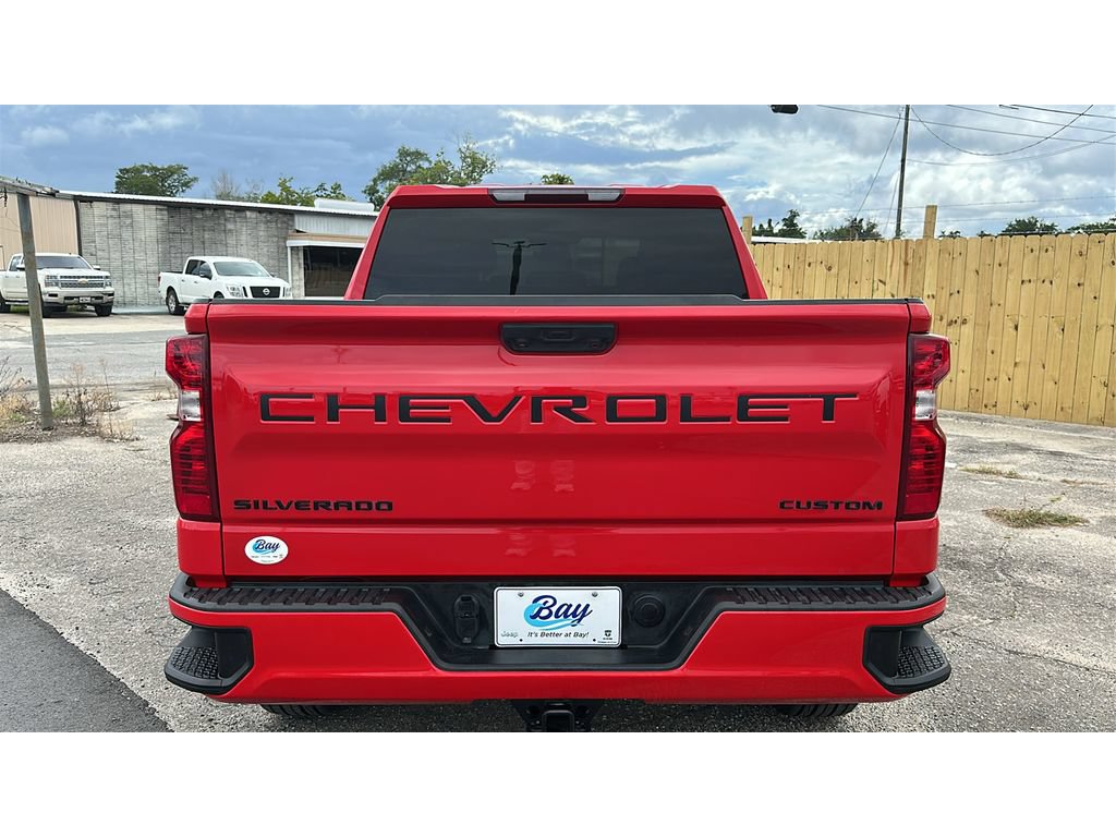 Used 2023 Chevrolet Silverado 1500 Custom w/ LPO, Dark Essentials Package AWD/4WD image 4