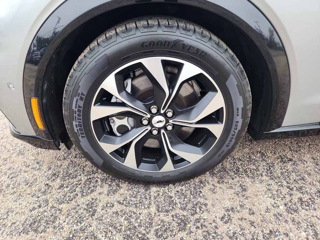 Used 2021 Ford Mustang Mach-E Premium image 10