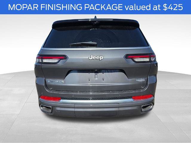 Used 2023 Jeep Grand Cherokee L Summit AWD/4WD image 8