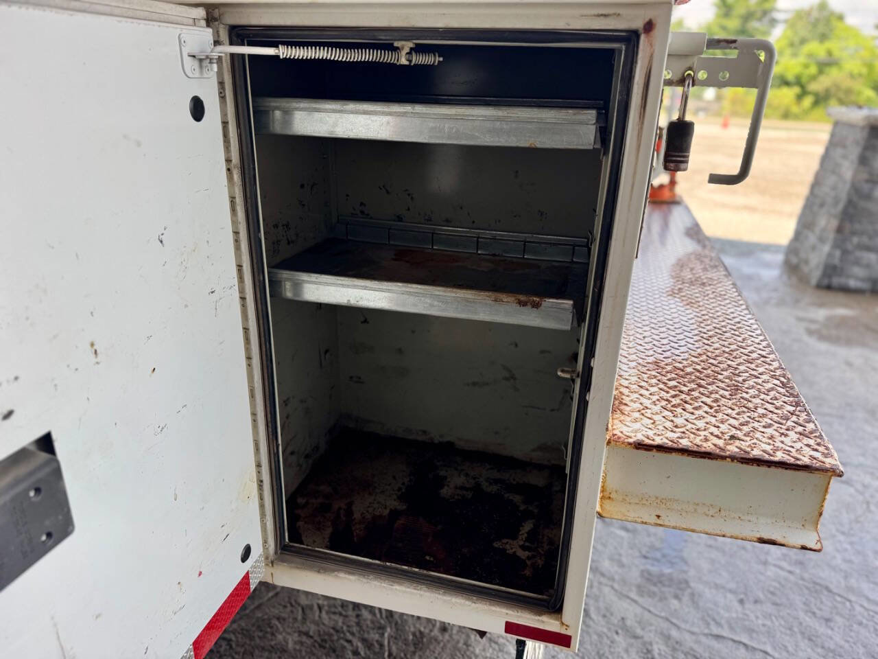 Used 2015 Ford F550 4x4 SuperCab Super Duty image 18