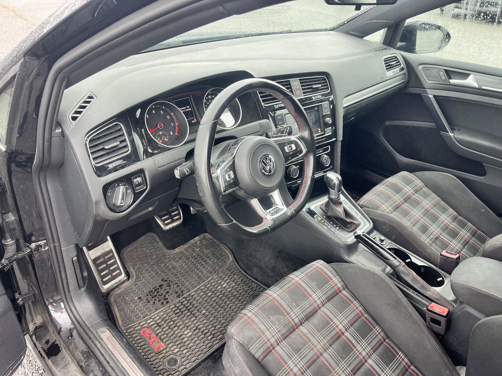 Used 2019 Volkswagen GTI S w/ Driver Assistance Package FWD image 10