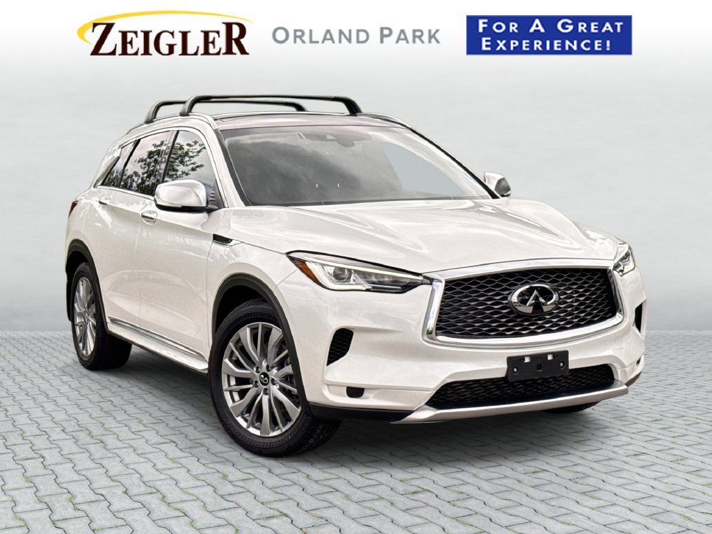 Certified 2025 INFINITI QX50 Luxe w/ Accent Package