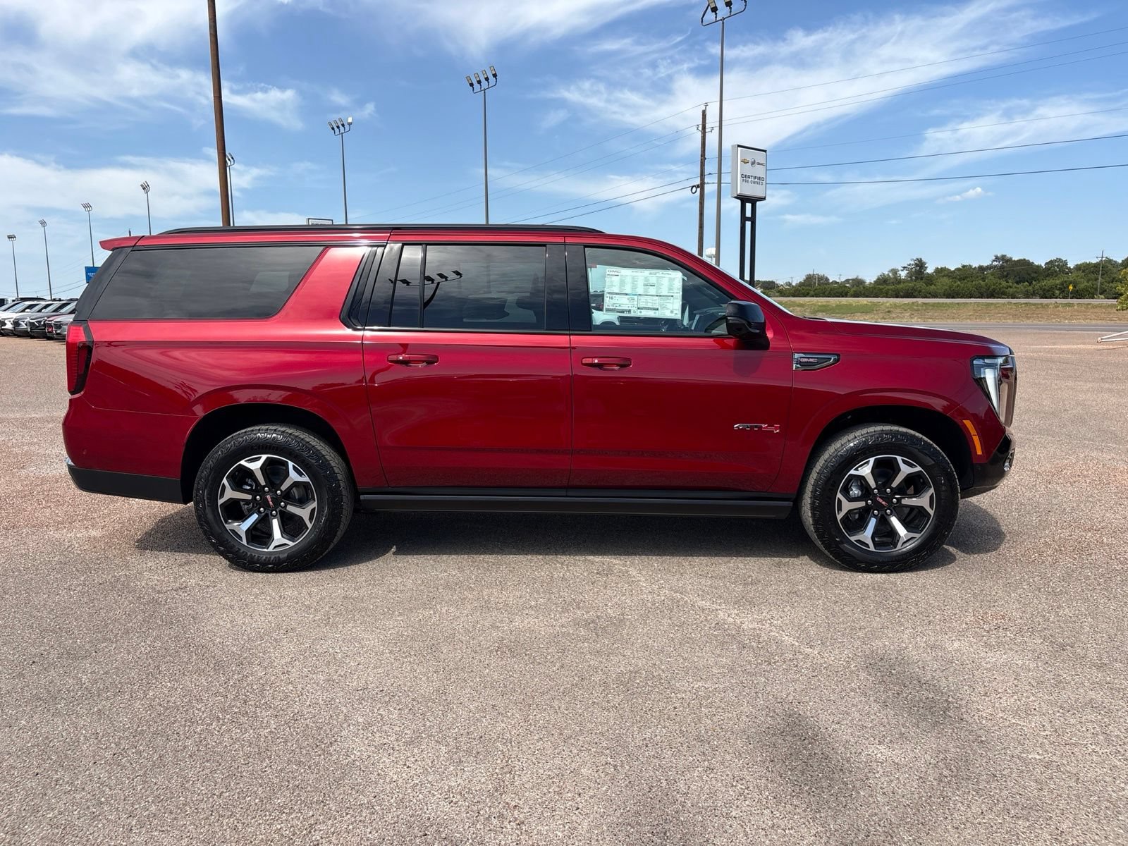 New 2026 GMC Yukon XL AT4 w/ AT4 Premium Plus Package AWD/4WD image 7