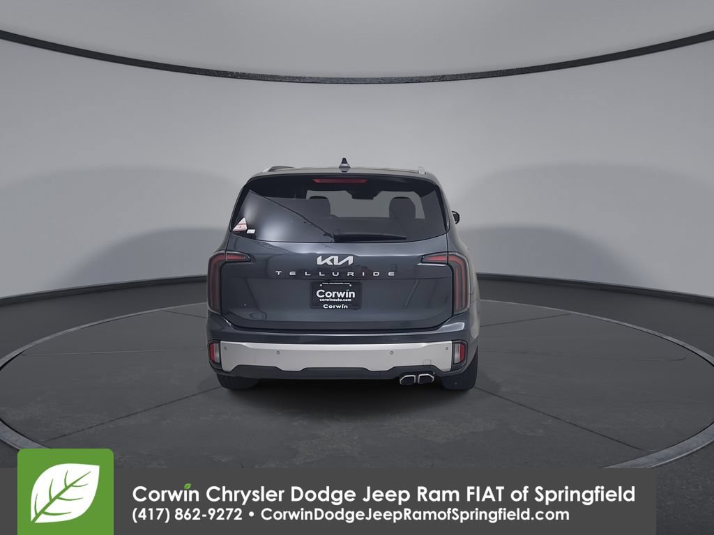 Used 2024 Kia Telluride EX w/ EX Captain's Chair Package FWD image 13