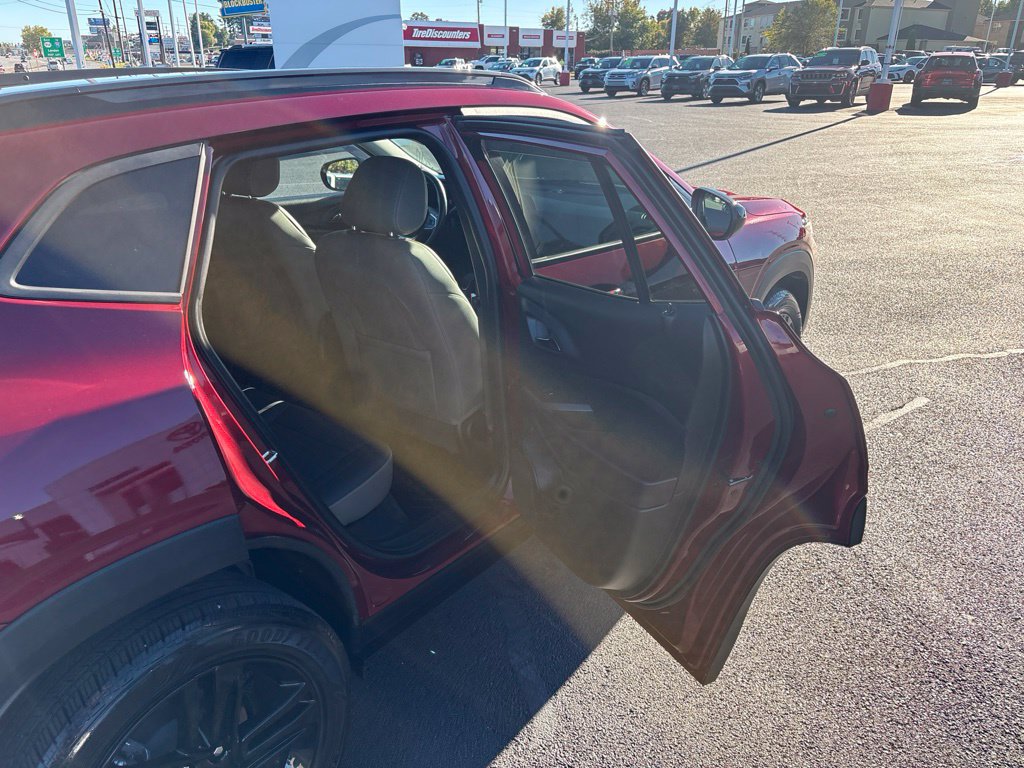 Used 2024 Chevrolet Trax ACTIV w/ Driver Confidence Package FWD image 24