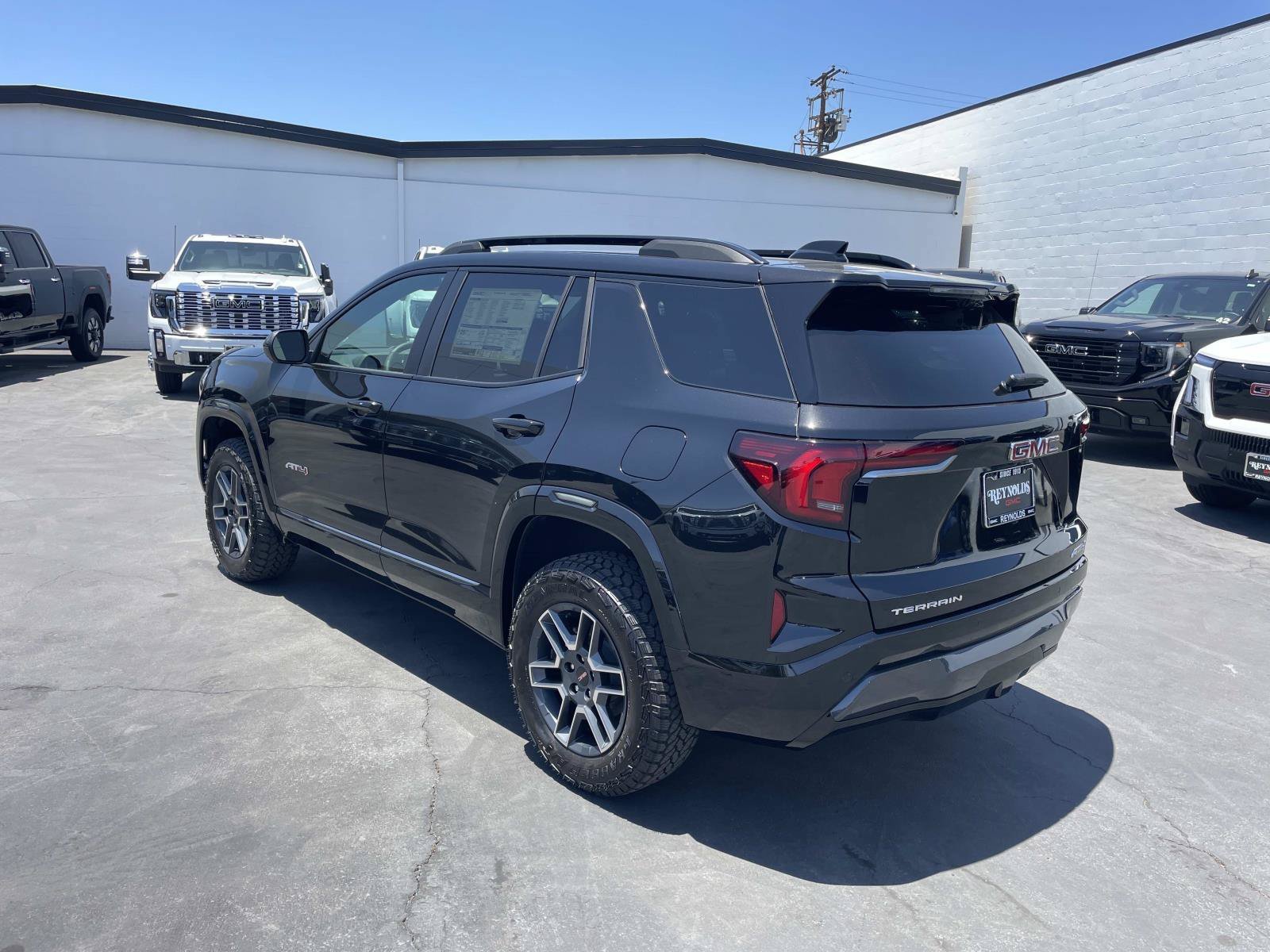 New 2026 GMC Terrain AT4 AWD/4WD image 7