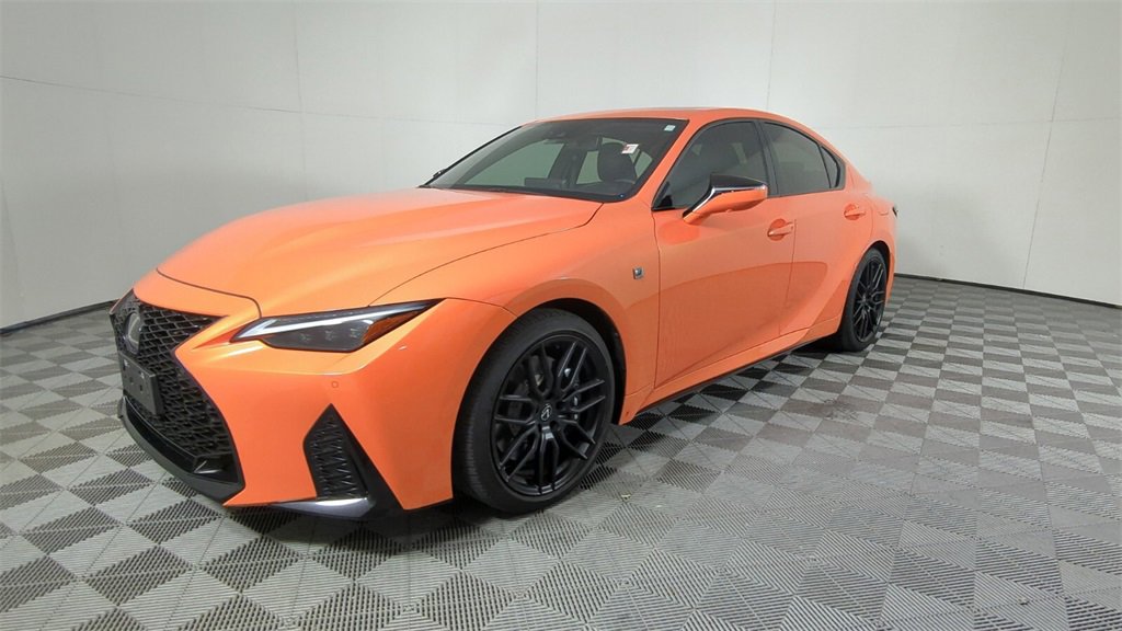 Used 2023 Lexus IS 500 image 9
