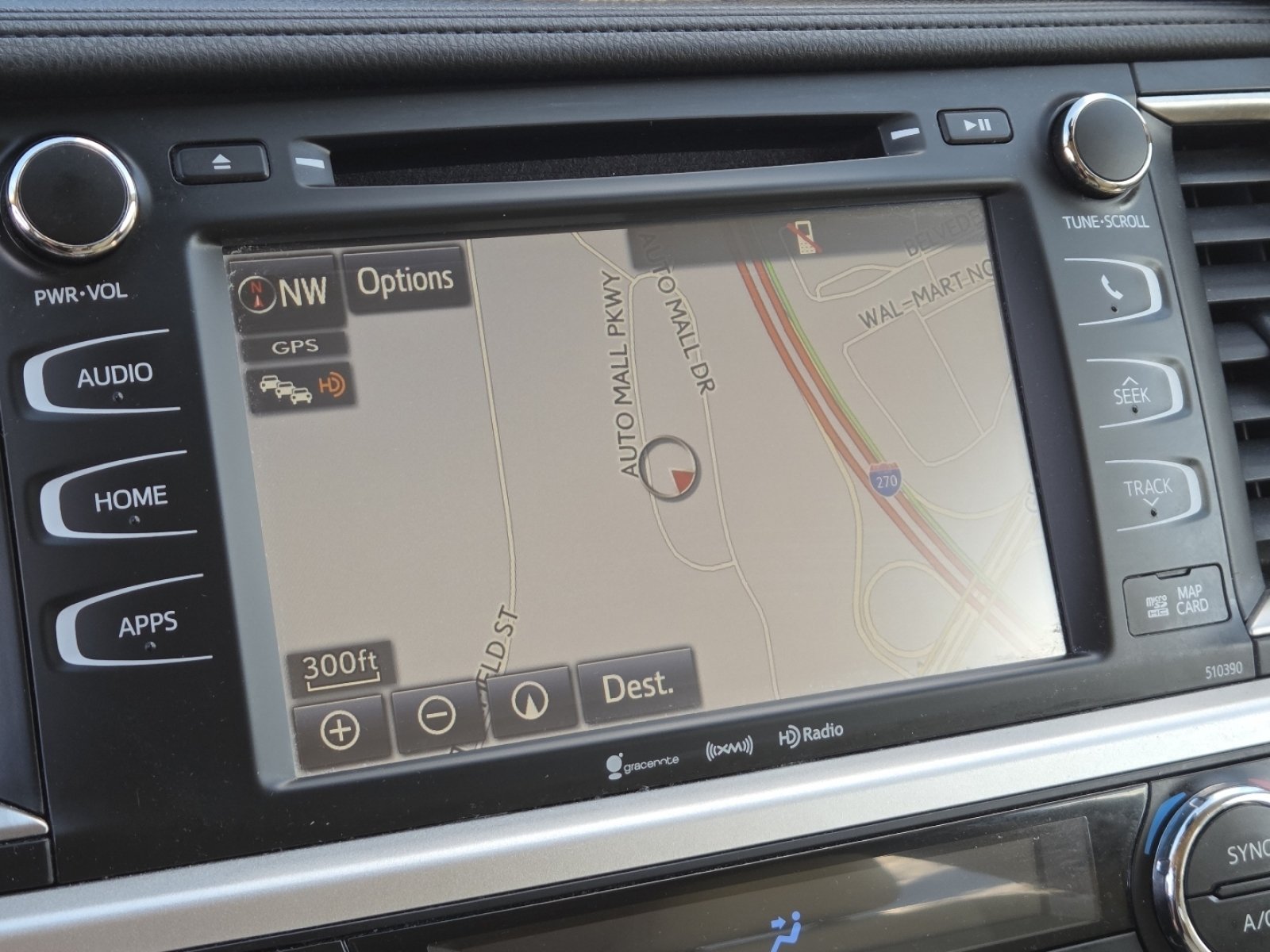 Used 2019 Toyota Highlander XLE AWD/4WD image 5