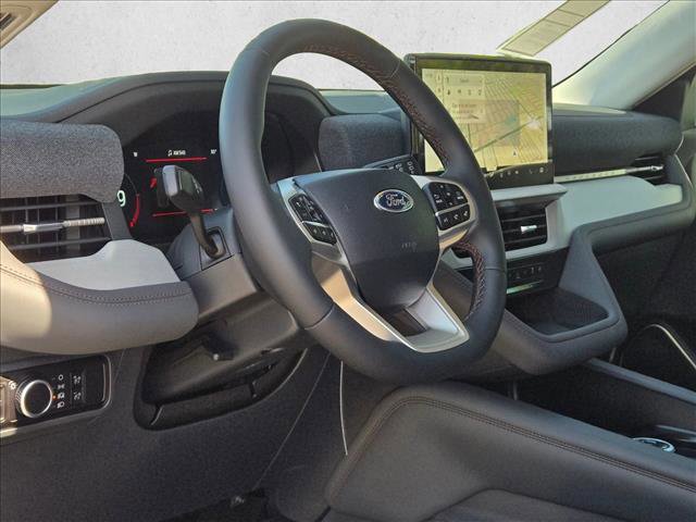New 2026 Ford Explorer Active RWD video 3