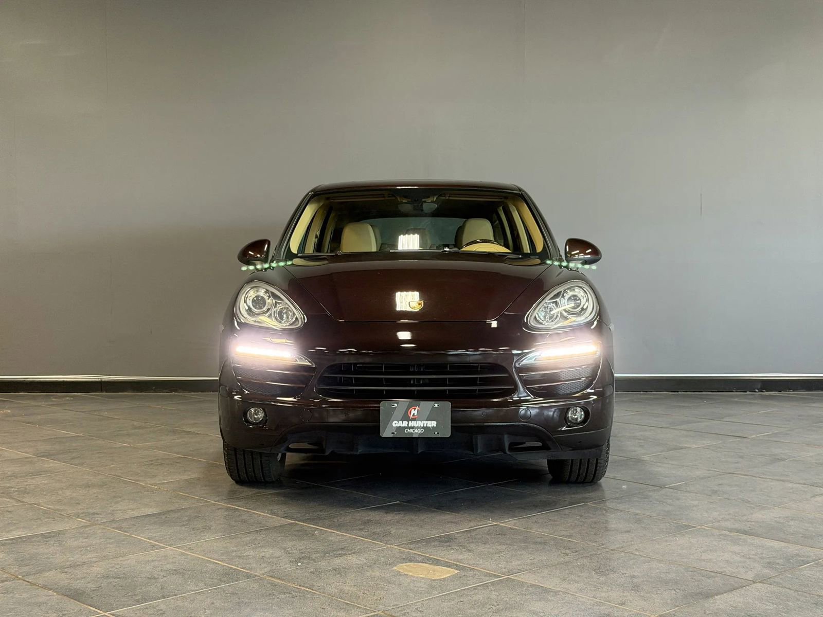 Used 2014 Porsche Cayenne Platinum Edition AWD/4WD image 3