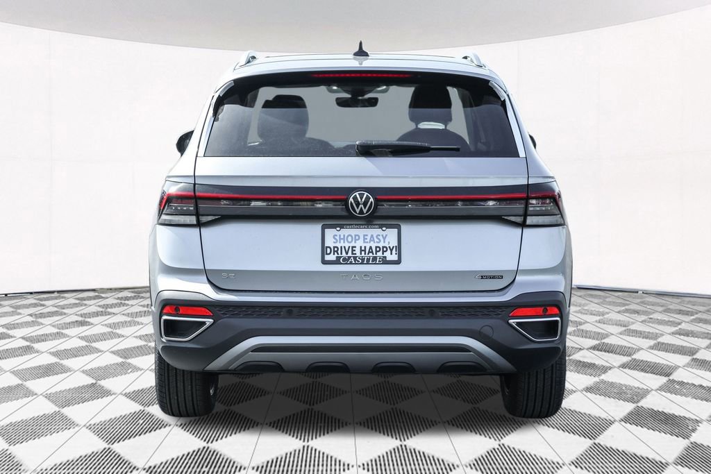 New 2025 Volkswagen Taos SE image 15