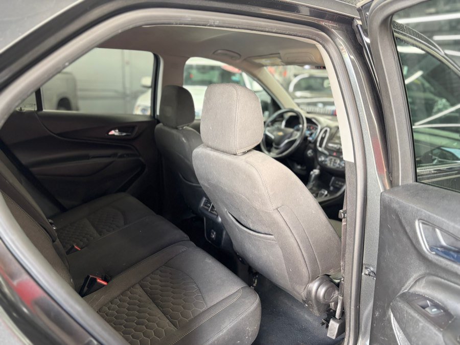 Used 2019 Chevrolet Equinox LT w/ Driver Convenience Package FWD image 18