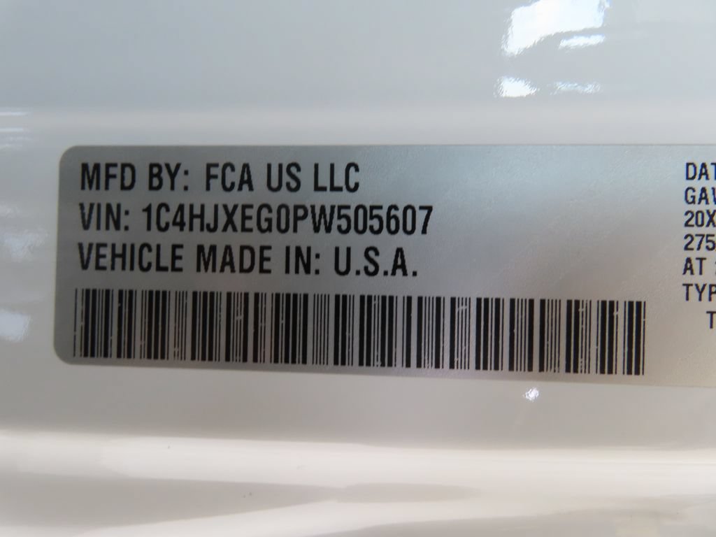 Used 2023 Jeep Wrangler Unlimited Sahara AWD/4WD image 26