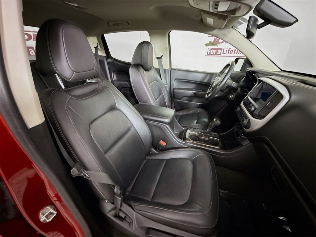 Used 2015 GMC Canyon SLT image 30