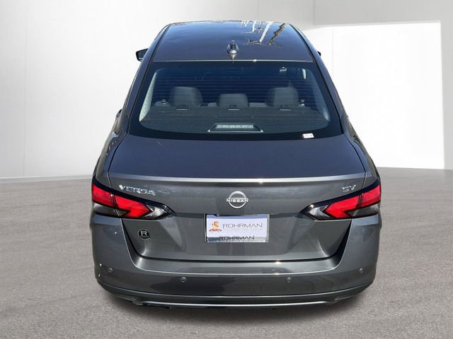 Used 2024 Nissan Versa SV w/ Trunk Package image 28