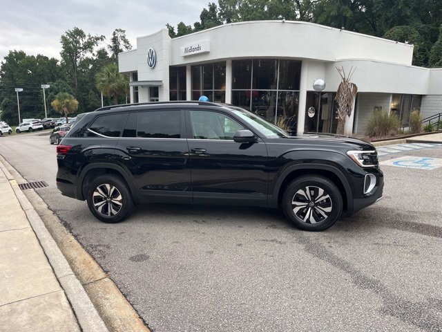 New 2026 Volkswagen Atlas SE image 2
