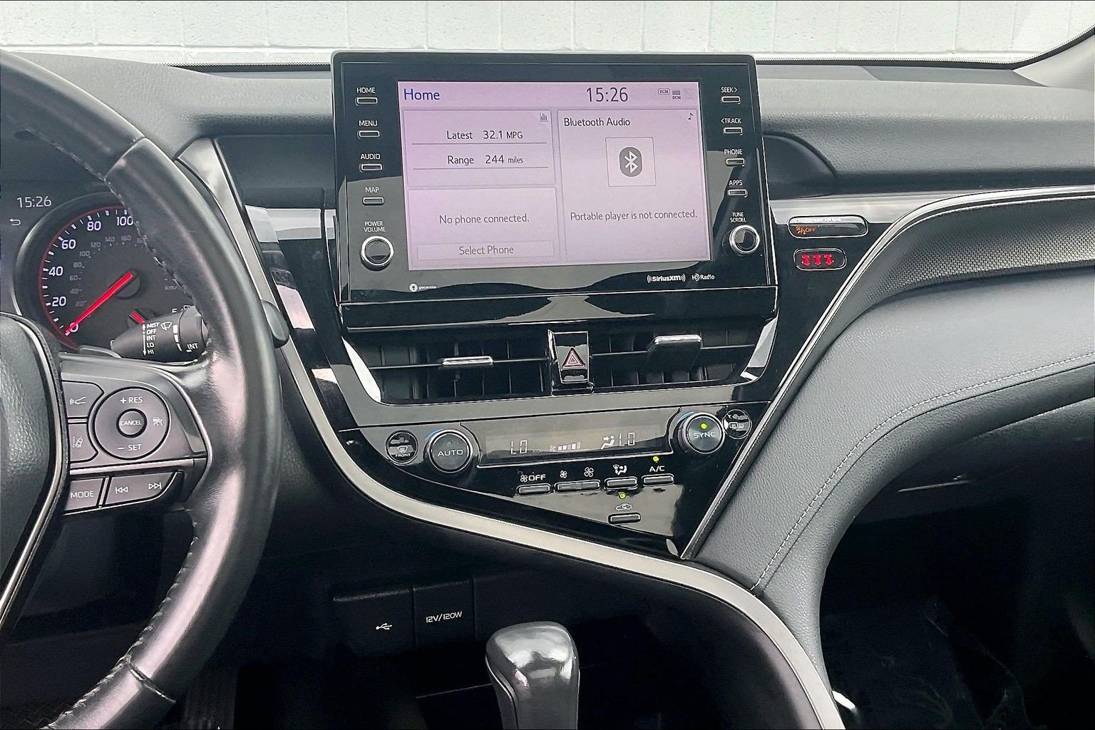 Used 2021 Toyota Camry XSE FWD image 7