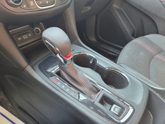 Used 2022 Chevrolet Equinox RS w/ Infotainment Package FWD image 18