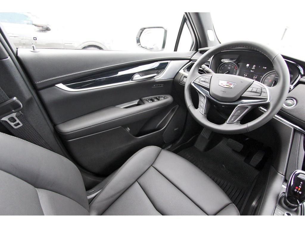 New 2026 Cadillac XT5 Premium Luxury FWD image 8
