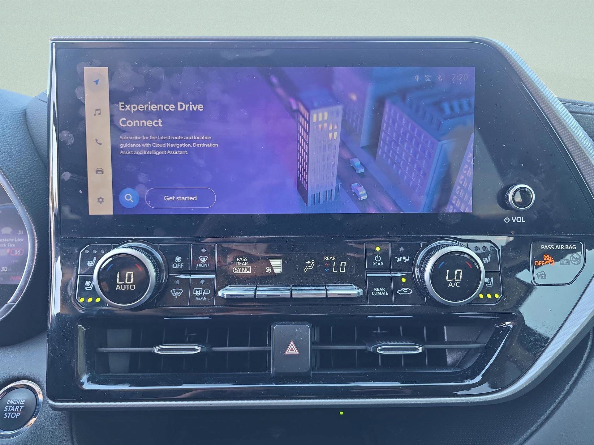 Used 2023 Toyota Highlander Platinum image 18