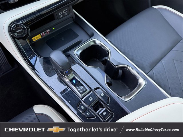 Used 2024 Lexus NX 350h AWD w/ Vision Package image 18