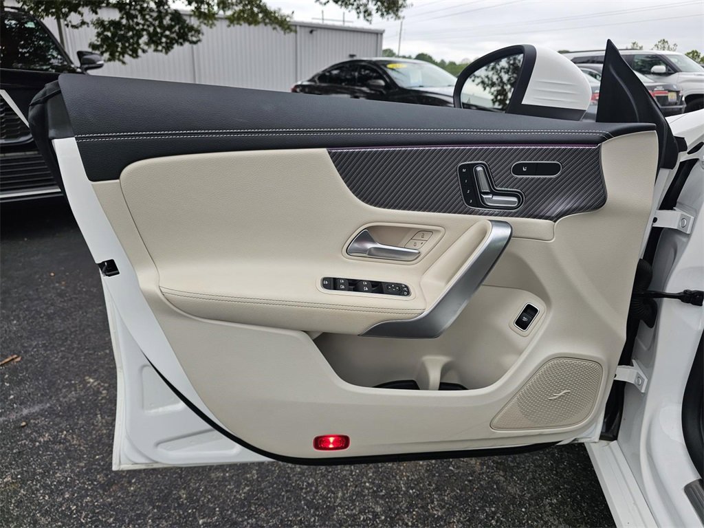 Certified 2025 Mercedes-Benz CLA 250 image 12
