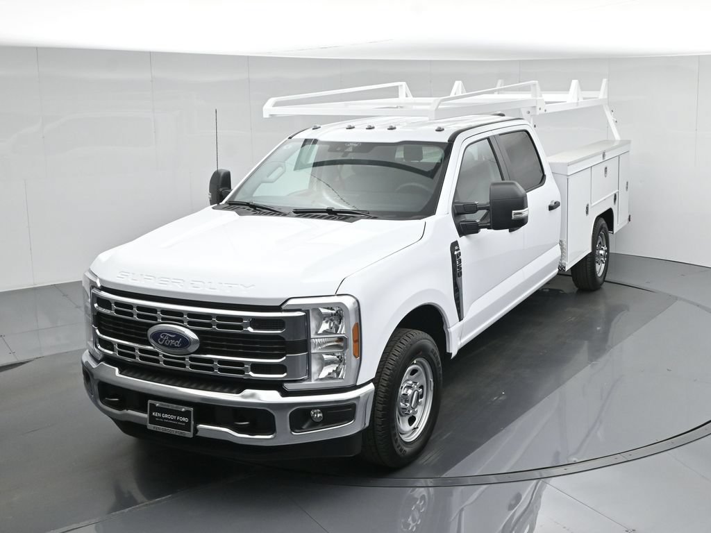New 2026 Ford F350 XL w/ XL Chrome Package RWD image 40