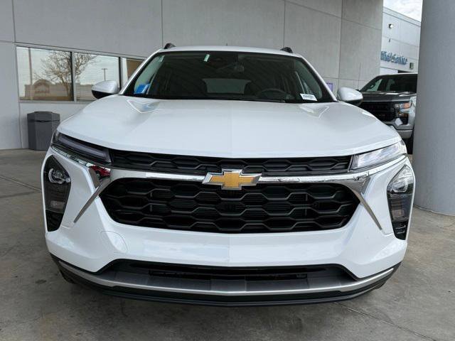 New 2026 Chevrolet Trax LT w/ LT Convenience Package image 2