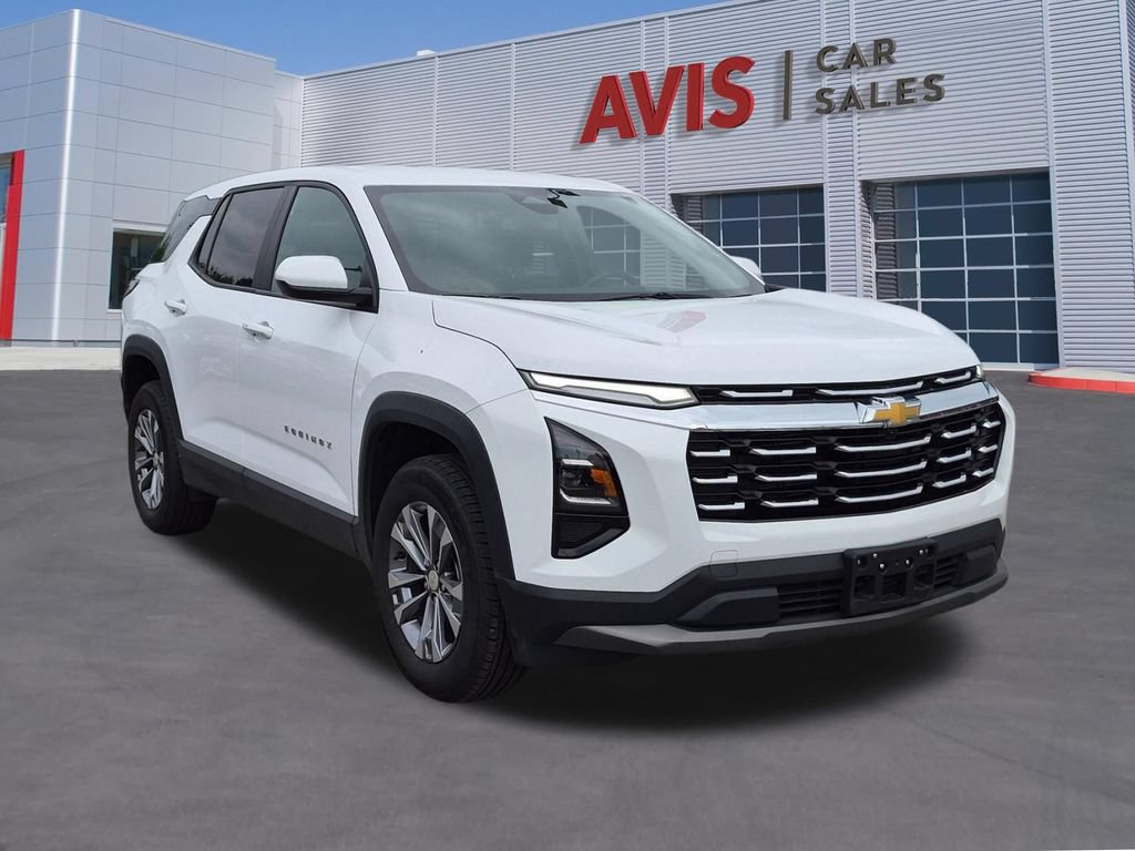 Used 2025 Chevrolet Equinox LT AWD/4WD image 3