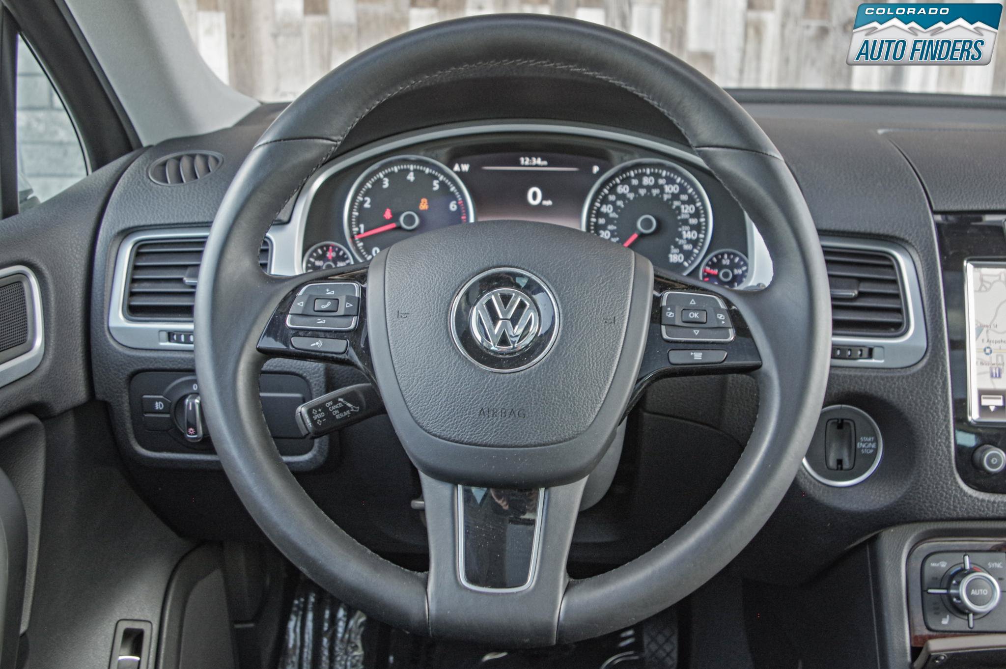 Used 2014 Volkswagen Touareg VR6 AWD/4WD image 14