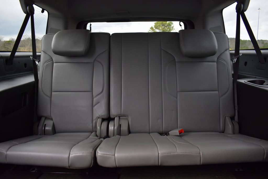 Used 2018 Chevrolet Suburban LT image 9
