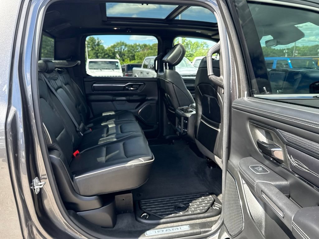 Certified 2022 RAM 1500 Limited w/ Body Color Bumper Group AWD/4WD image 28
