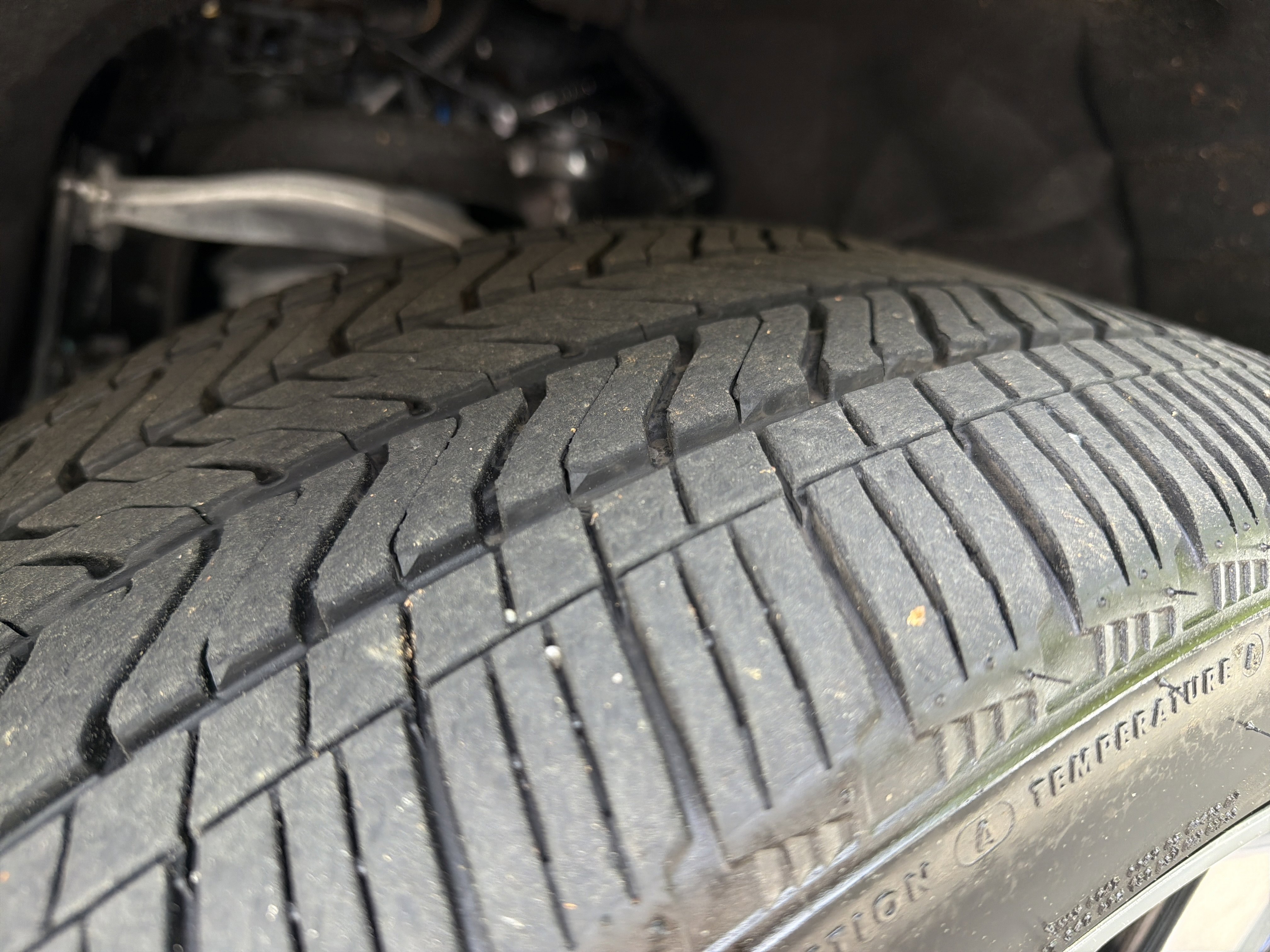 Used 2025 Cadillac Escalade Premium Luxury Platinum image 12