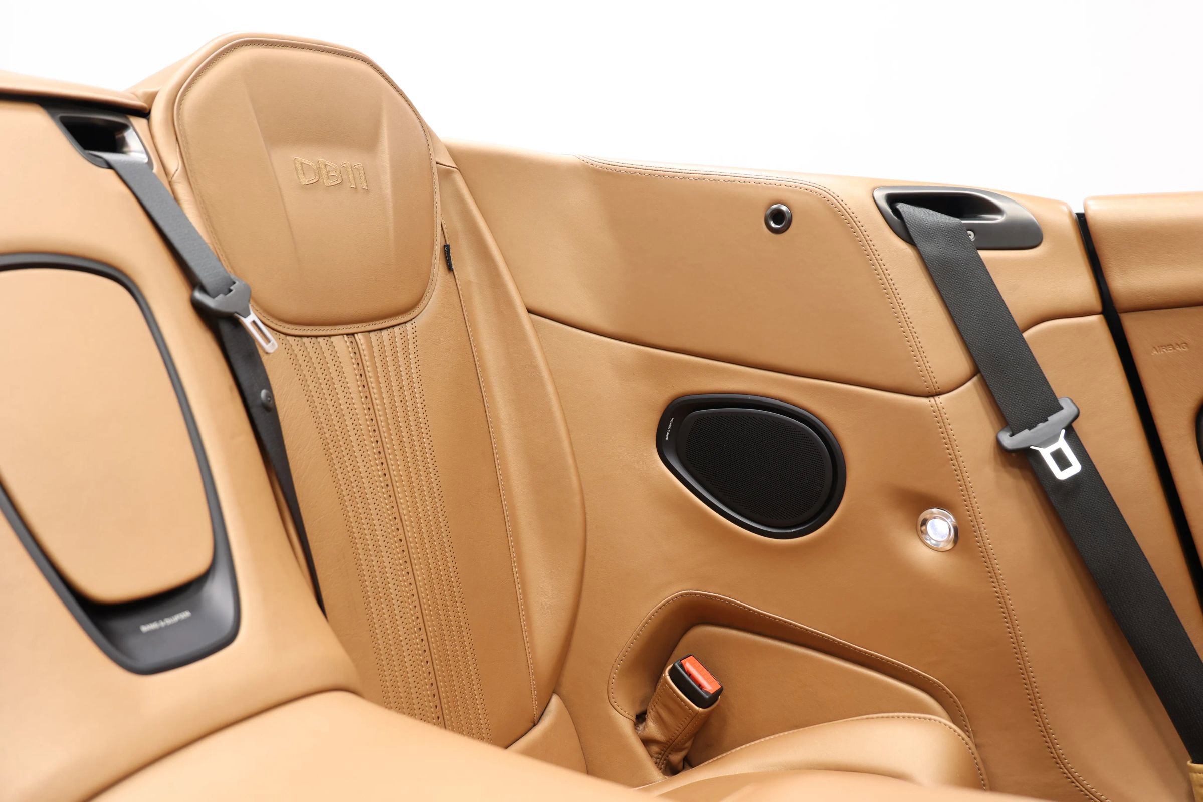 Used 2020 Aston Martin DB11 Volante image 68