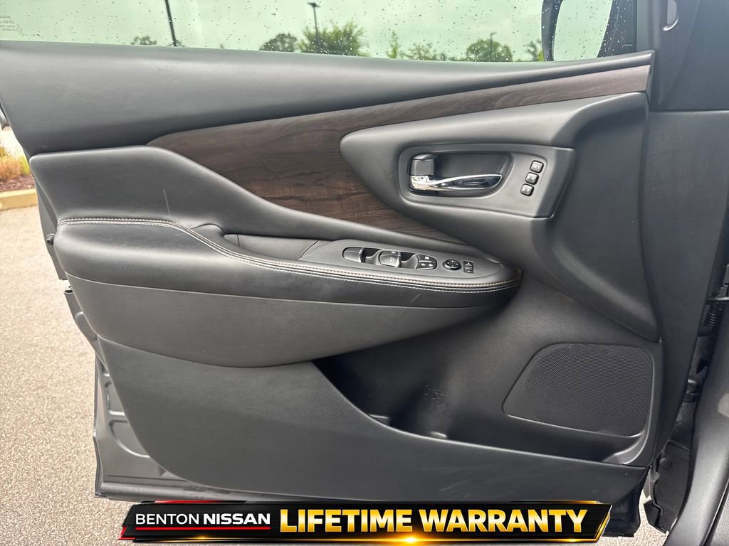 Used 2021 Nissan Murano Platinum w/ Cargo Package FWD image 11