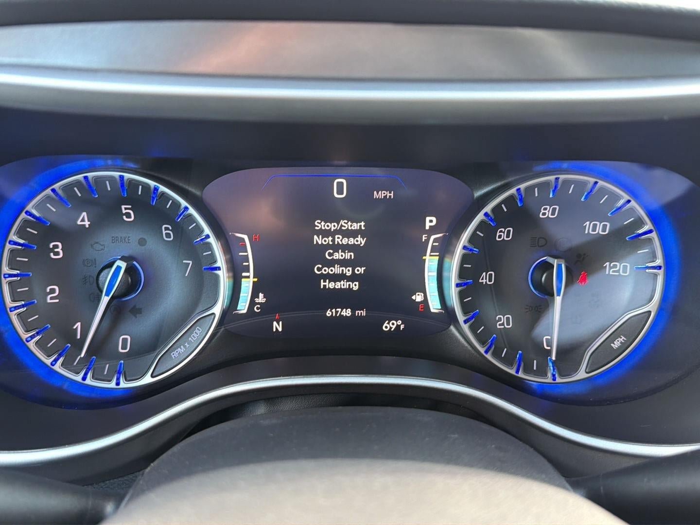 Used 2025 Chrysler Pacifica Select FWD image 20
