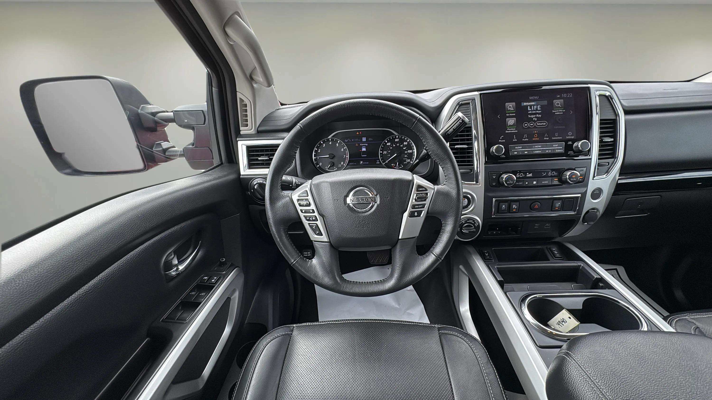 Used 2021 Nissan Titan SV w/ SV Convenience Package image 21