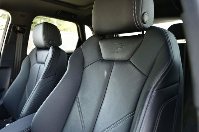 Certified 2023 Audi Q3 2.0T Premium w/ Black Optic Sport Package AWD/4WD image 22