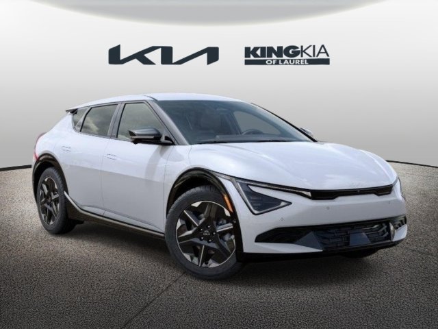New 2026 Kia EV6 Wind RWD image 9