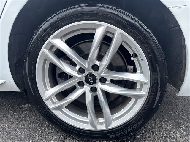 Used 2021 Audi A4 2.0T Premium Plus w/ Premium Plus Package AWD/4WD image 12