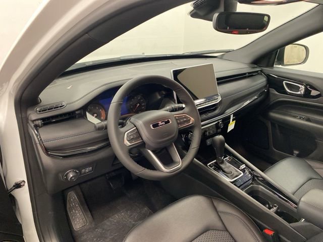 New 2026 Jeep Compass Latitude image 7