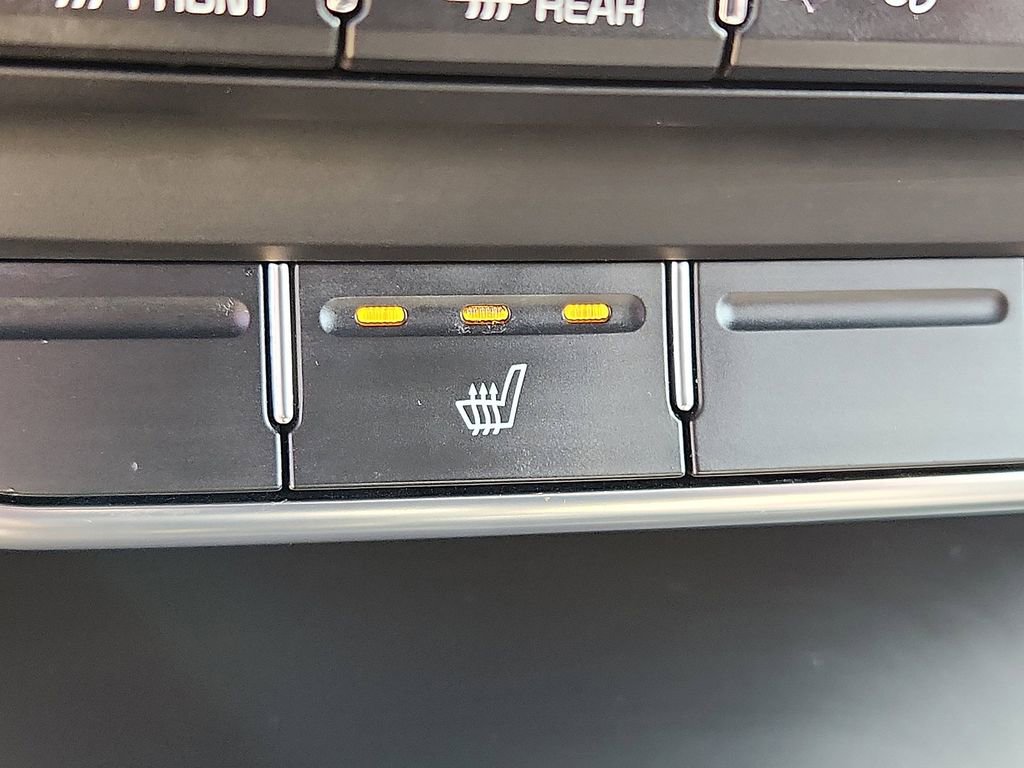 Used 2020 Kia Sorento S image 14